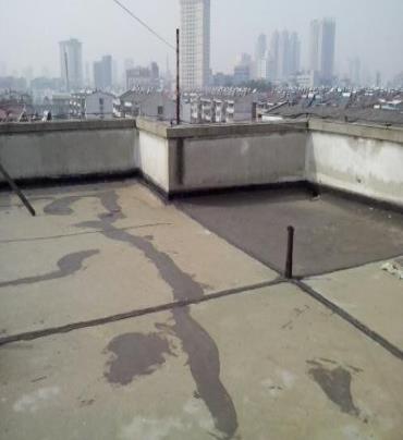 新巴尔虎左漏水维修 楼顶漏水是什么原因，楼顶漏水维修方法是什么?